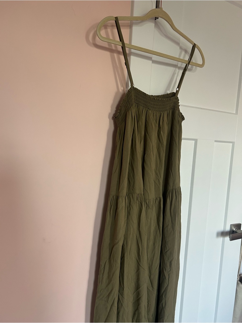 Old Navy Airy Smocked Maxi Dress in color kombu NWT - Picture 4 of 8